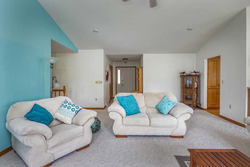 4149 Westview Ln, Oshkosh, WI 54904-6903