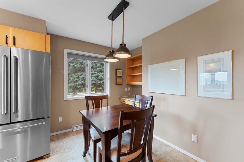 1525 Bay Highlands Dr, Green Bay, WI 54311-7321
