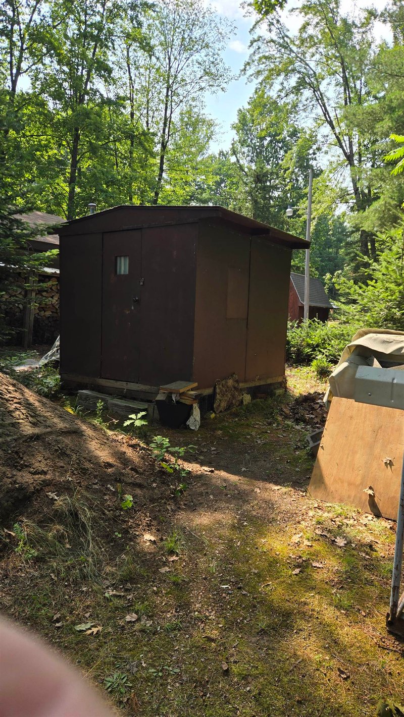13832 Bonita Ln, Mountain, WI 54149-0000