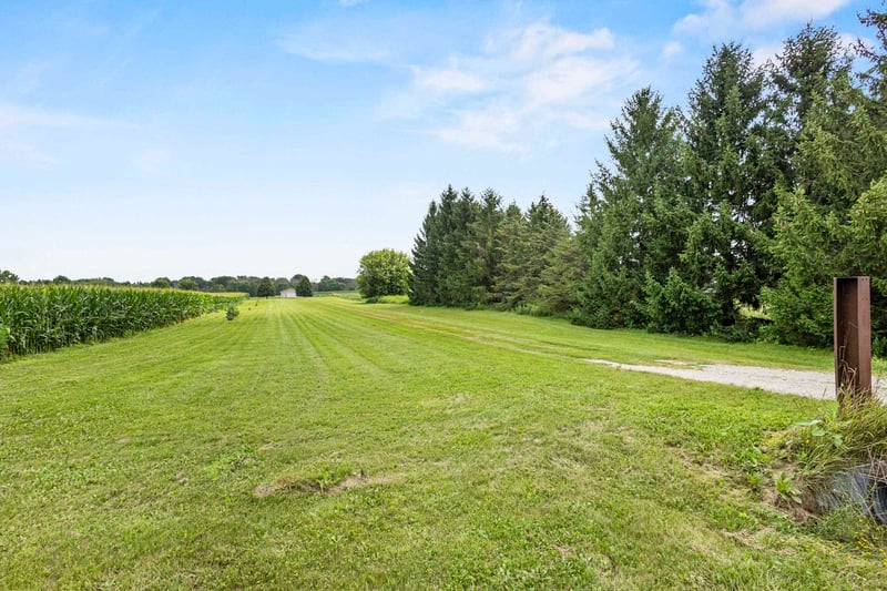 Julius Dr, Greenville, WI 54942