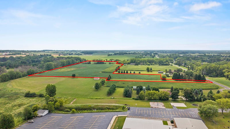 Julius Dr, Greenville, WI 54942