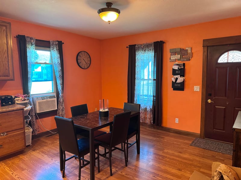 208 Calumet St, Appleton, WI 54915-1879