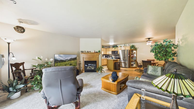 3325 Casaloma Dr #40, Appleton, WI 54913