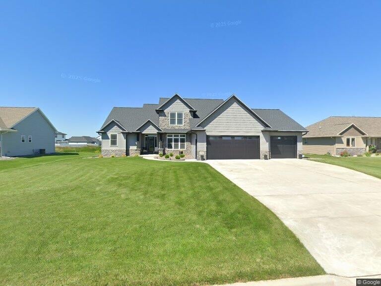 1774 Applewood Dr, De Pere, WI 54115