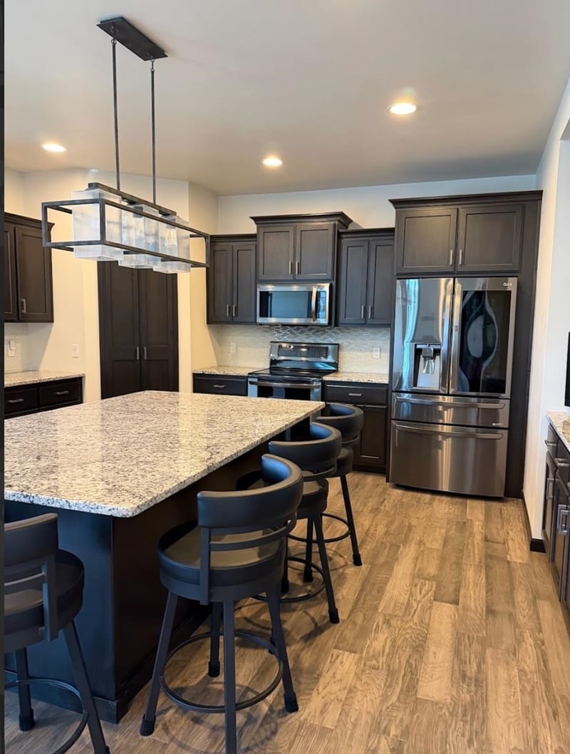 1774 Applewood Dr, De Pere, WI 54115