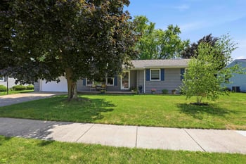 815 Eckardt Ct, Oshkosh, WI 54902-6732
