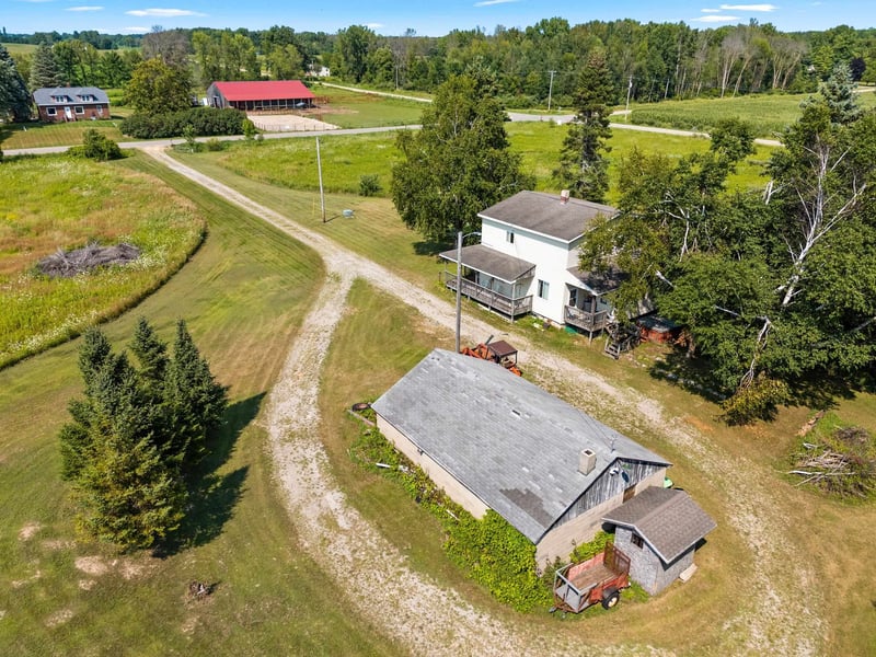 W525 Town Line Rd, Krakow, WI 54137-0277