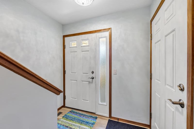1300 Alpine Dr #302, Green Bay, WI 54311-4521