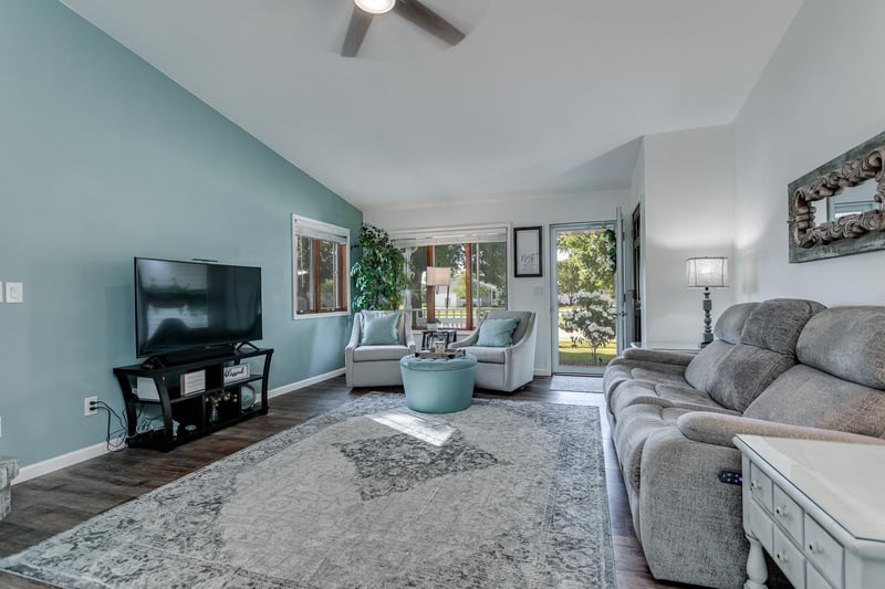 336 Parkside Ct, Kimberly, WI 54136