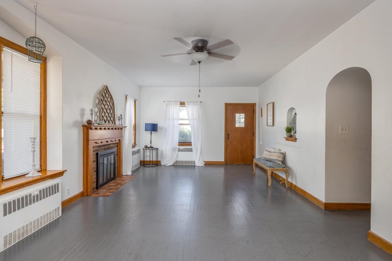 714 N Oneida St, Appleton, WI 54911