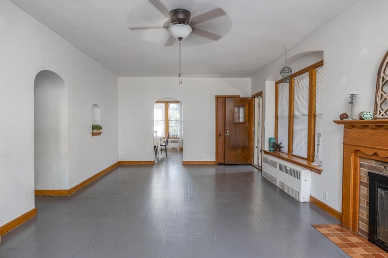 714 N Oneida St, Appleton, WI 54911