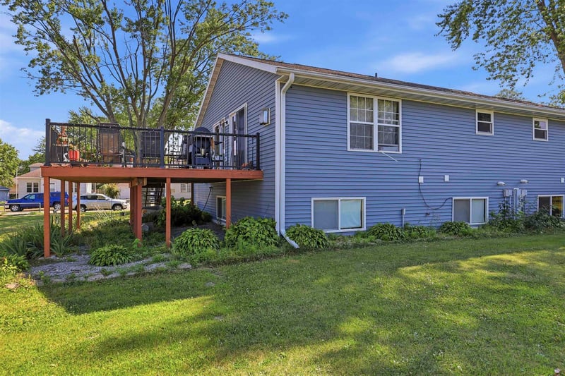 614 Reid St, De Pere, WI 54115
