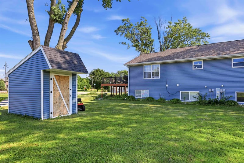 614 Reid St, De Pere, WI 54115