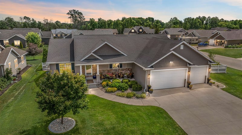 4702 Wren Dr, Appleton, WI 54913