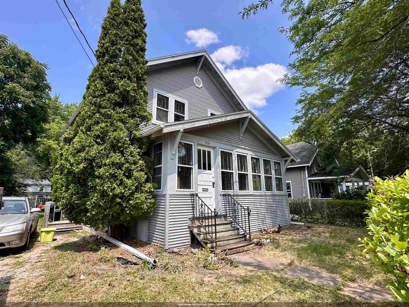 516 Maple St, Appleton, WI 54915