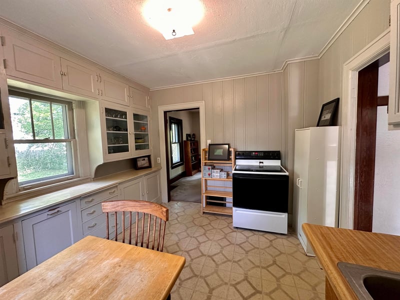 516 Maple St, Appleton, WI 54915