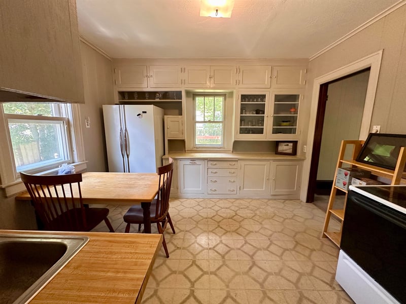 516 Maple St, Appleton, WI 54915