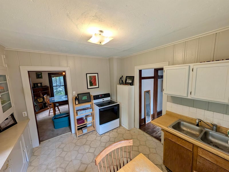 516 Maple St, Appleton, WI 54915