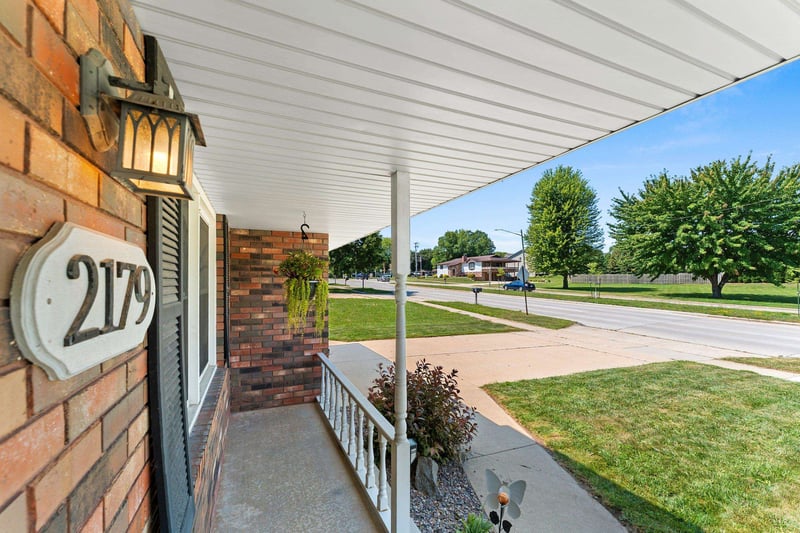 2179 Packerland Dr, Green Bay, WI 54304