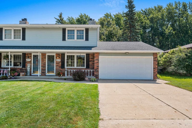 2179 Packerland Dr, Green Bay, WI 54304