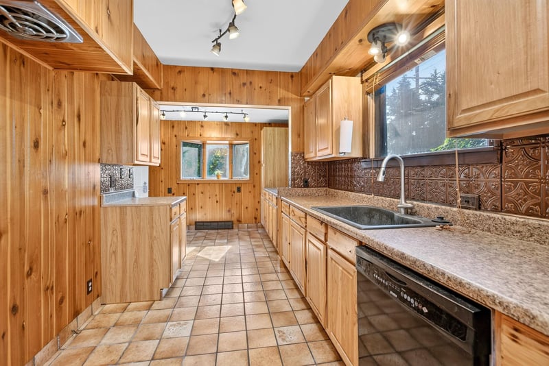 300 North Ave, Little Chute, WI 54140