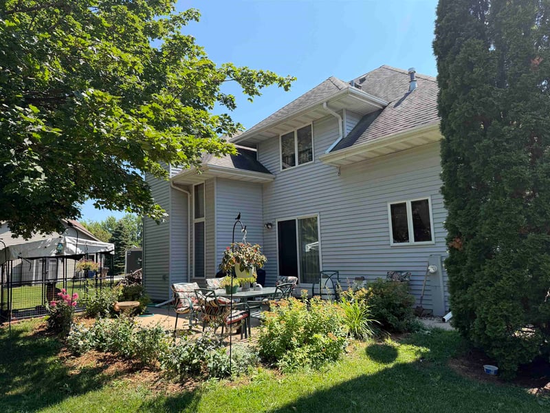 2884 Westmoor Rd, Oshkosh, WI 54904-0000
