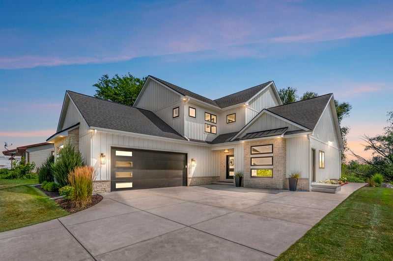 3828 Champeau Rd, New Franken, WI 54229