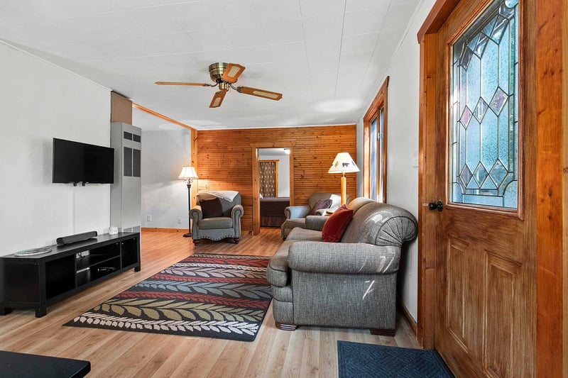 13755 State Hwy 32, Mountain, WI 54149
