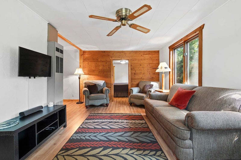 13755 State Hwy 32, Mountain, WI 54149