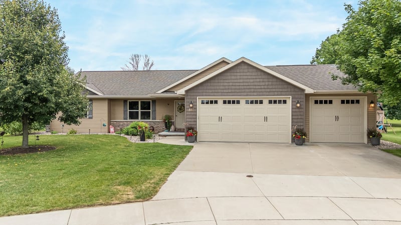 810 Rusty Ct, Kaukauna, WI 54130