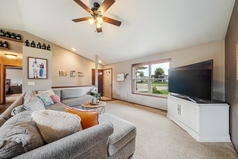 810 Rusty Ct, Kaukauna, WI 54130