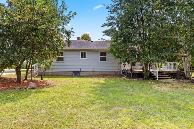 3818 Airport Rd, Oconto, WI 54153