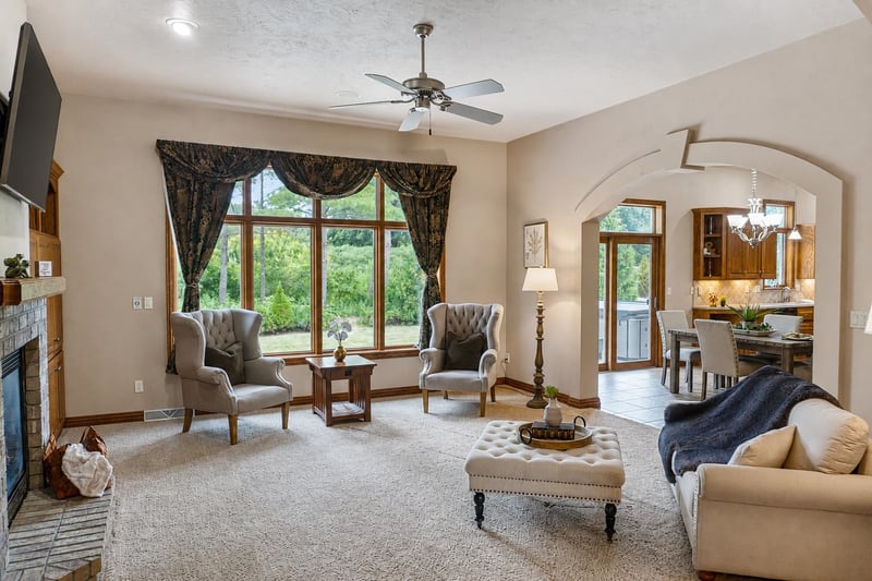 3415 Schubert Pl, Green Bay, WI 54311-4317