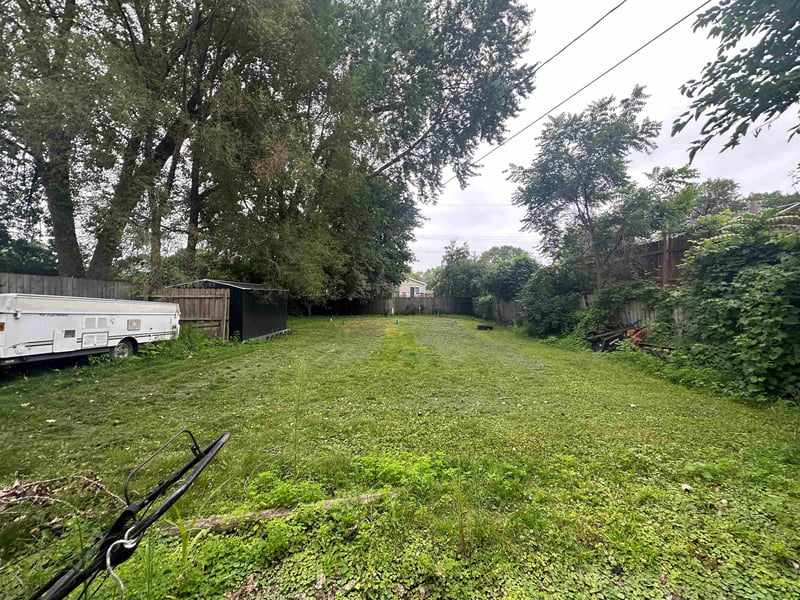 1226 Perrot St, Green Bay, WI 54302-1626