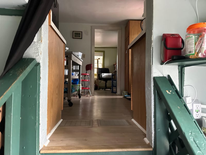 1226 Perrot St, Green Bay, WI 54302-1626