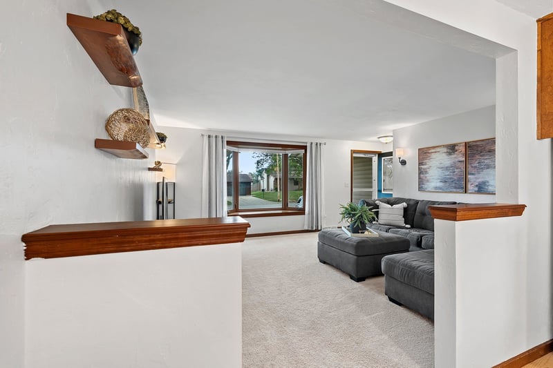 2559 Wildflower Row, Green Bay, WI 54311-5253