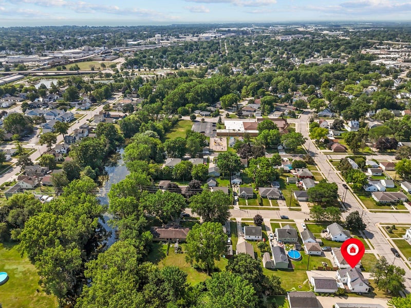 312 Lake St, Neenah, WI 54956