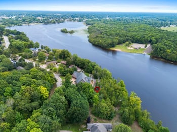 317 W Highland Dr, Oconto Falls, WI 54154-0000