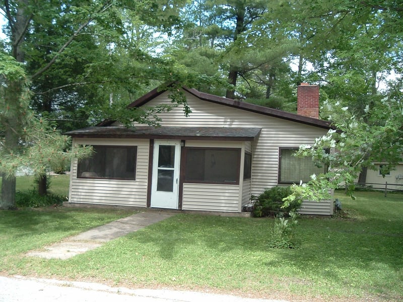 N6672 Bartelt St, Shawano, WI 54166