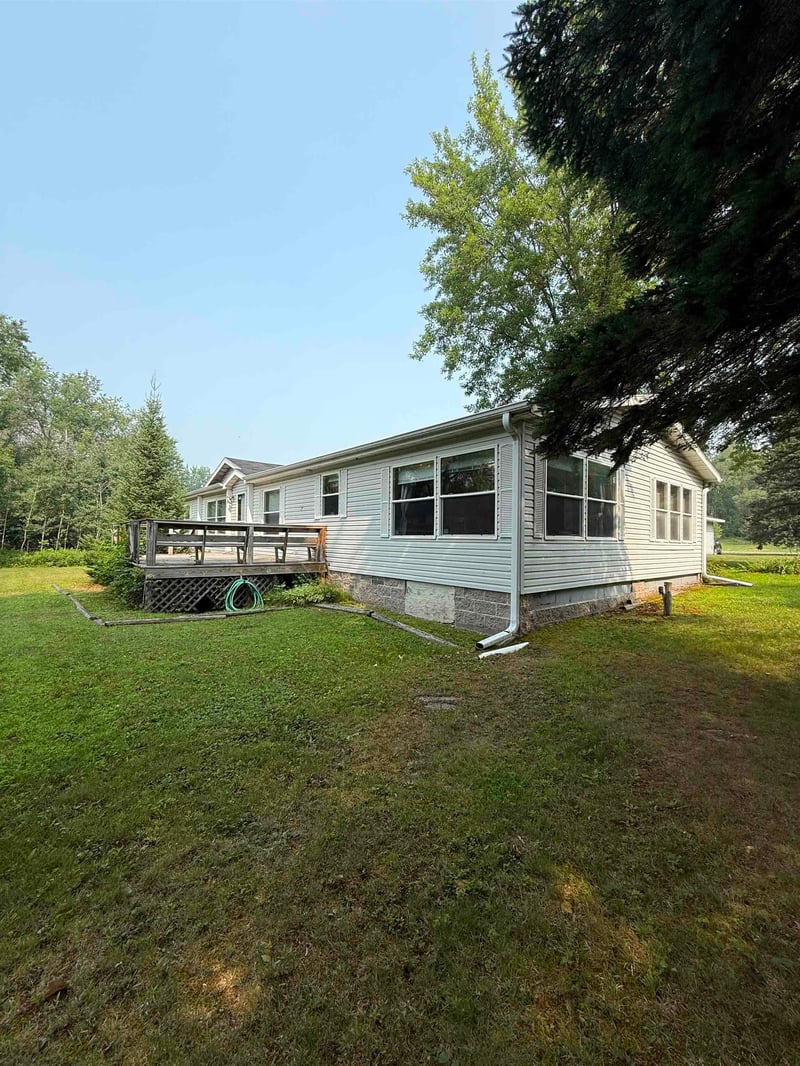 15207 Brook Ln, Lakewood, WI 54138