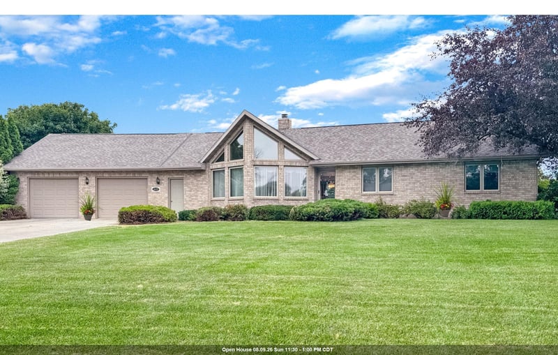 3101 Claymore Ln, New Franken, WI 54229-9775