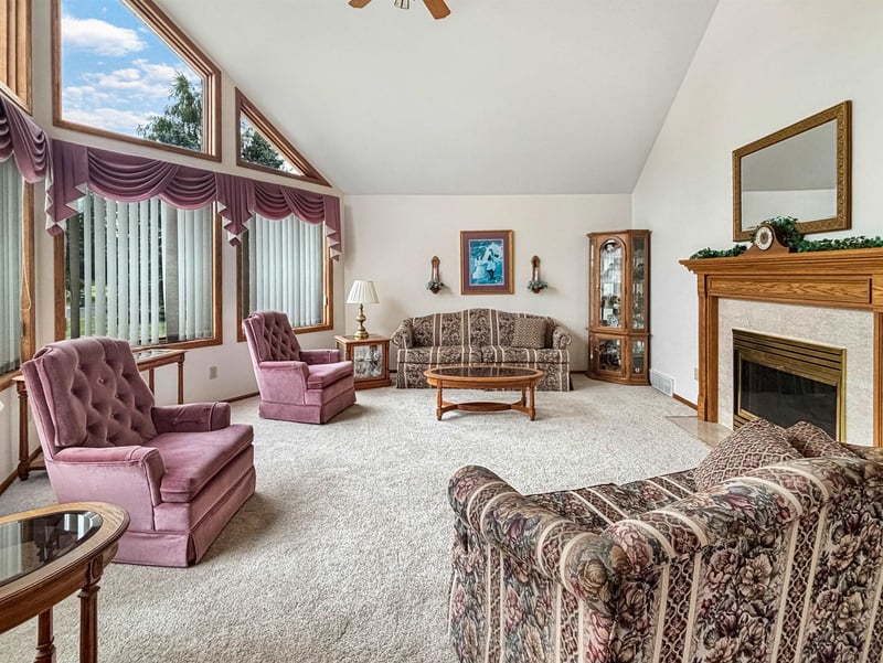 3101 Claymore Ln, New Franken, WI 54229-9775