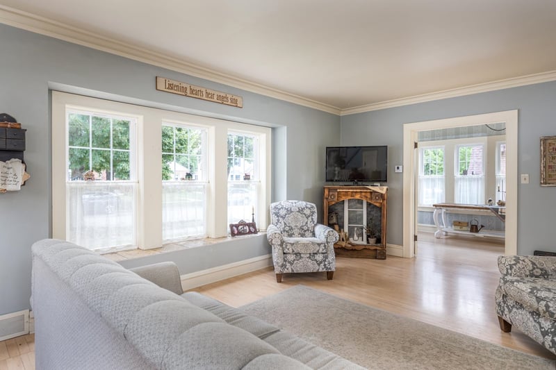 733 Mueller St, Appleton, WI 54914