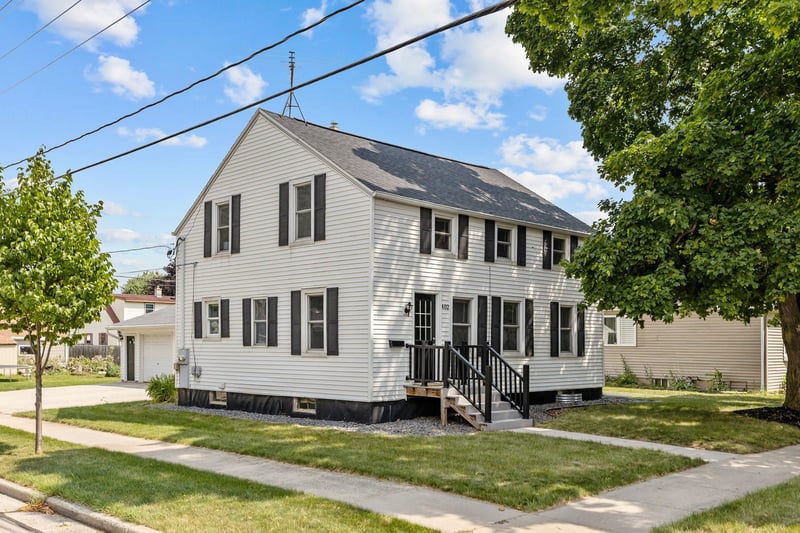 402 Harding Dr, Appleton, WI 54915