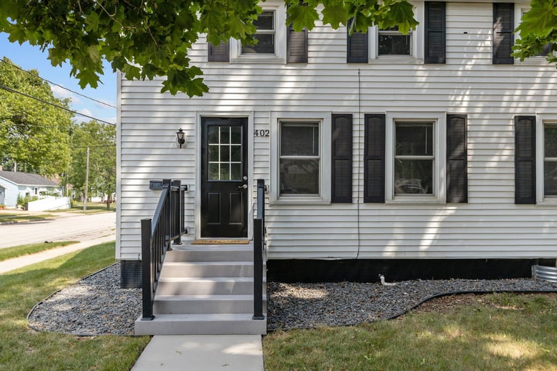402 Harding Dr, Appleton, WI 54915