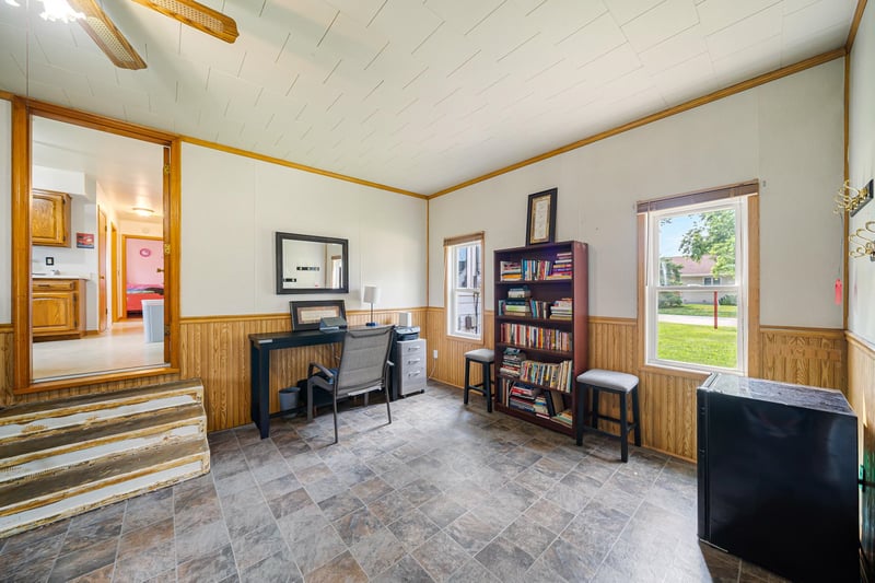 1918 Alaska St, Oshkosh, WI 54902