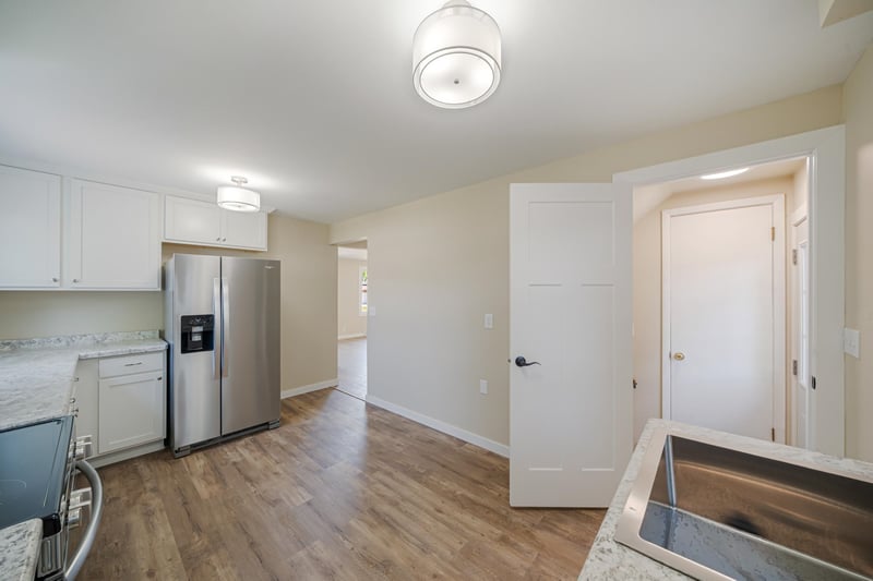 1240 Home Ave, Menasha, WI 54952