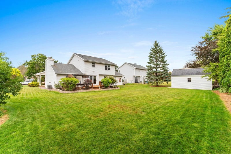 3008 Brighton Pl, Green Bay, WI 54311
