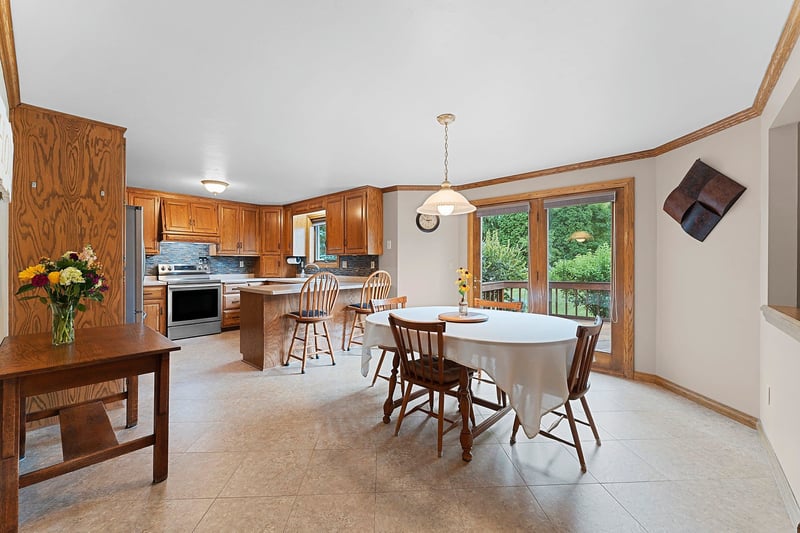 3008 Brighton Pl, Green Bay, WI 54311