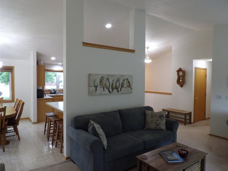 209 Windfield Ct, Wrightstown, WI 54180